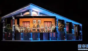 亚博体育平台-转折点！巴塞罗那防线松动；NBA季后赛集结日攻防权衡；球迷炸锅；轮换策略成焦点